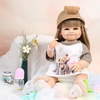 Новый стиль 22-дюймовая кукла с улыбающимся лицом Reborn Baby Doll Девочка для детской игрушки на День рождения и подарка на День защиты детей
